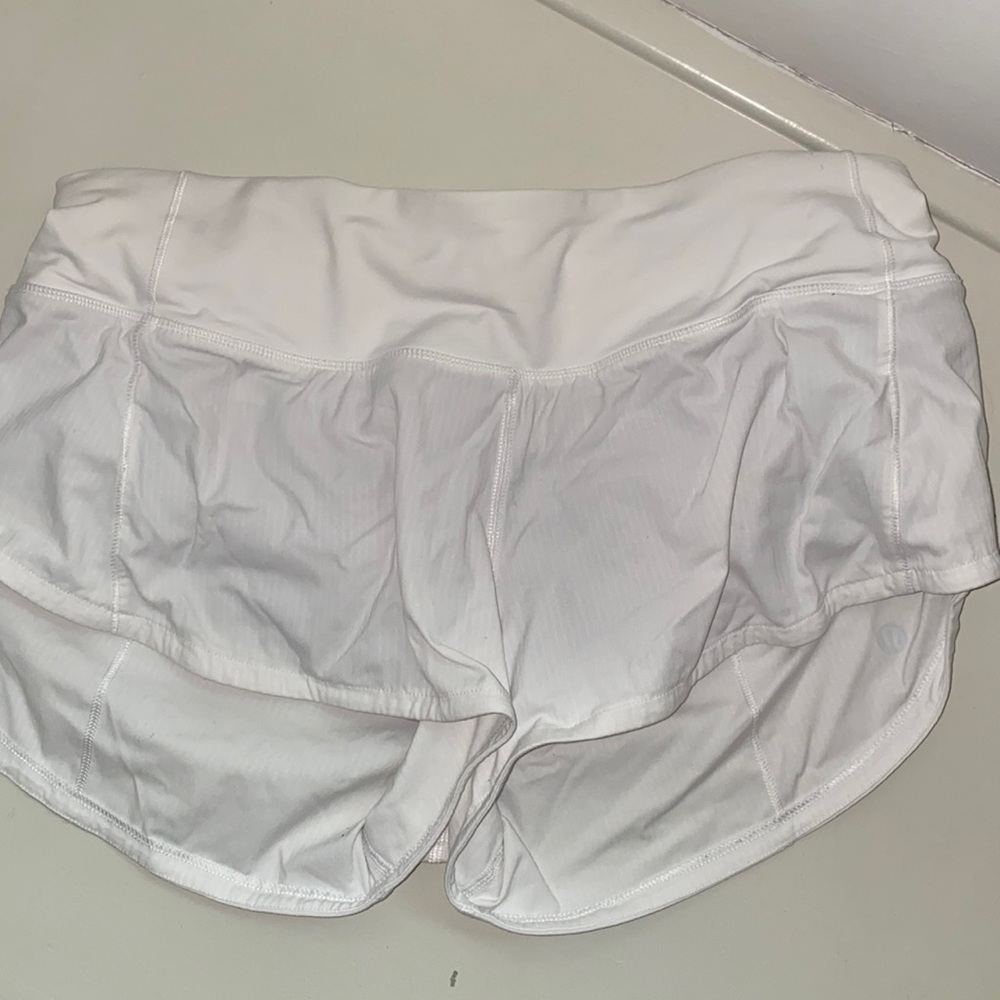 Lululemon white speed up shorts size 4